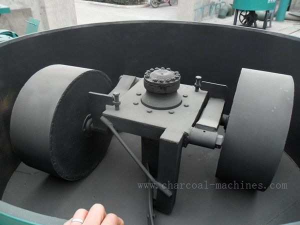 Wheel grinding machine