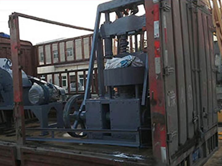 Machine de fabrication de briquettes de charbon