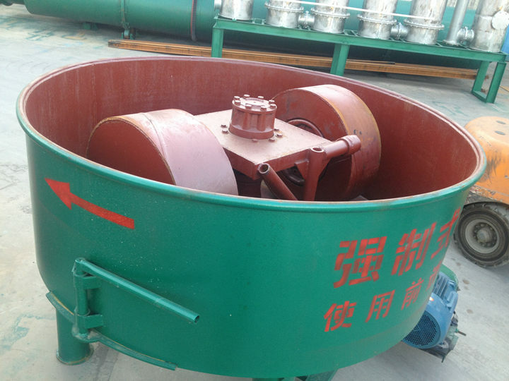 Wheel grinder mixer