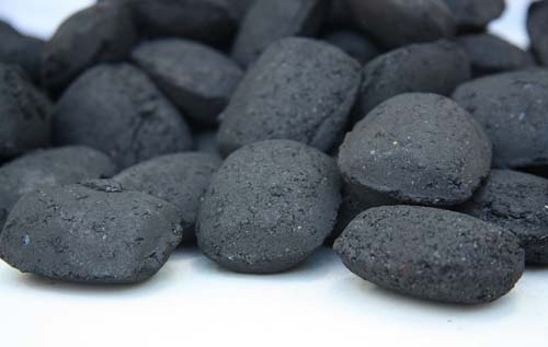 Charcoal_pillow_shaped_briquettes_1