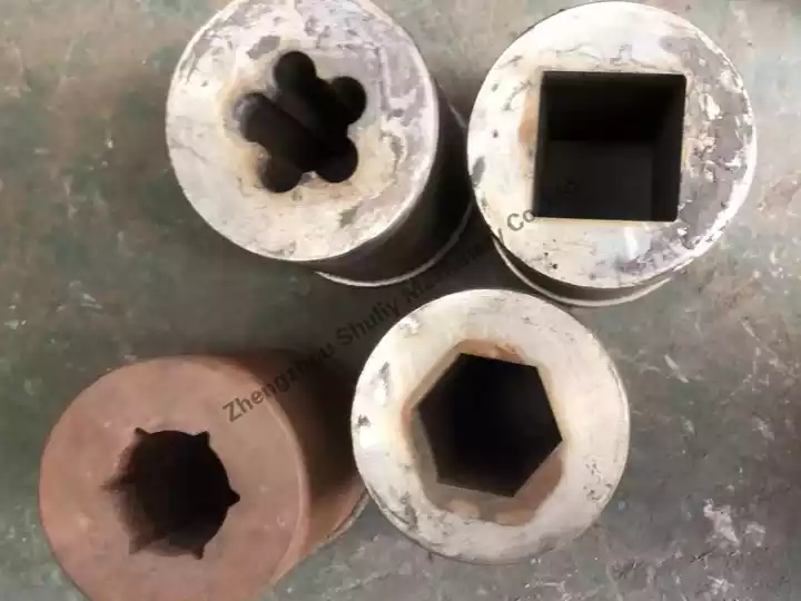 Molds for charcoal machine