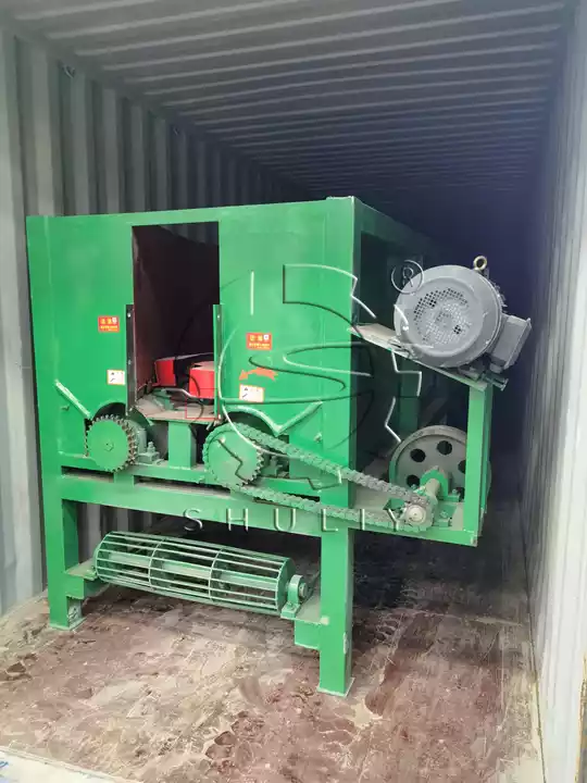 Log peeling equipment