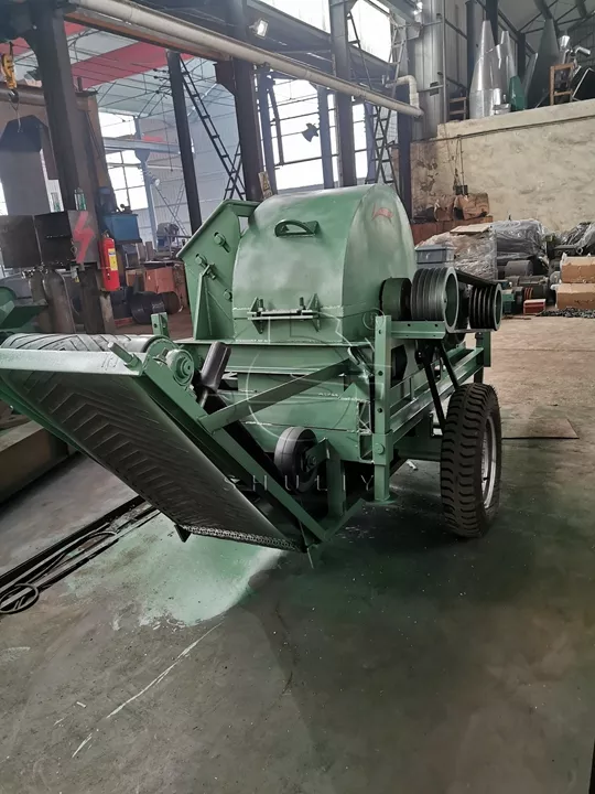 Mobile Type Wood Shaver Machine