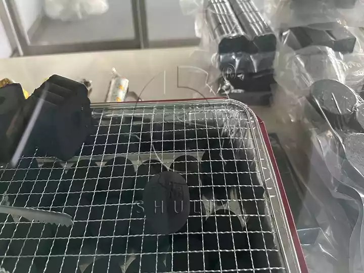 Hookah-koolbrikettenproductie