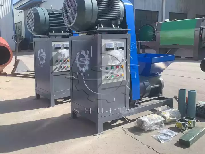 Máquina de briquetes de serragem de biomassa