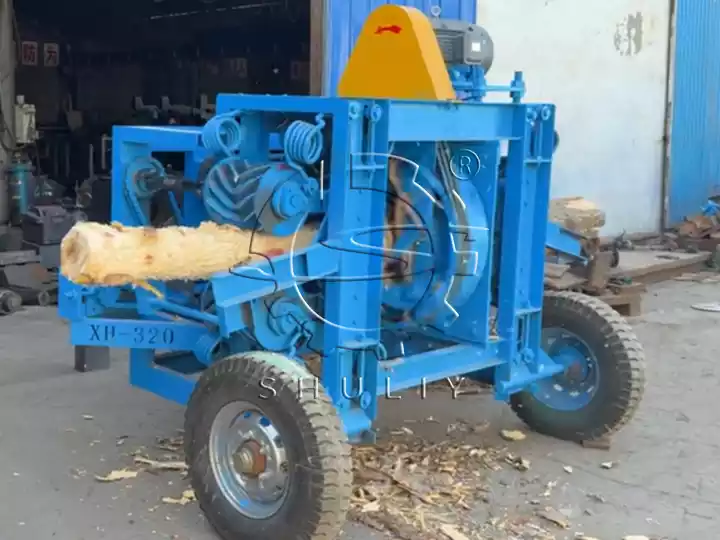 Mobile Log Debarker Machine